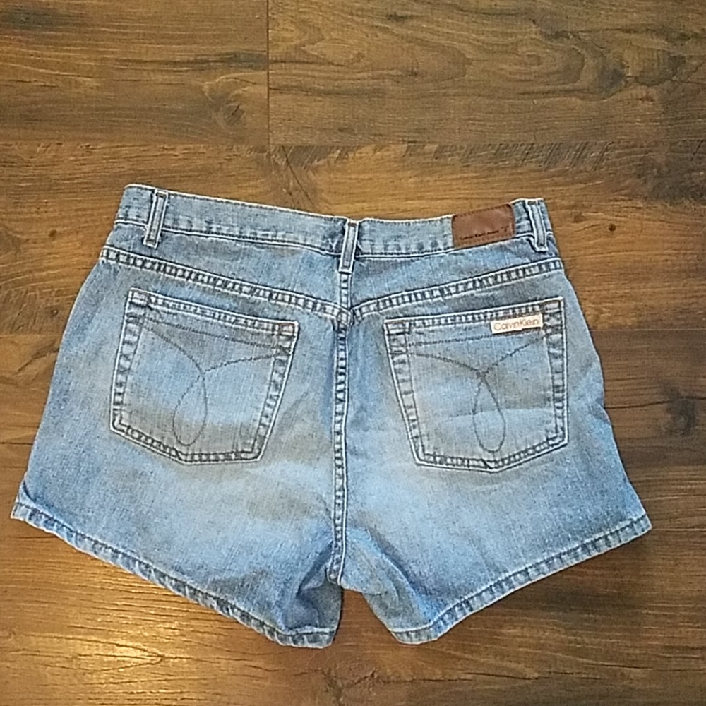 Calvin Klein - Jean Shorts